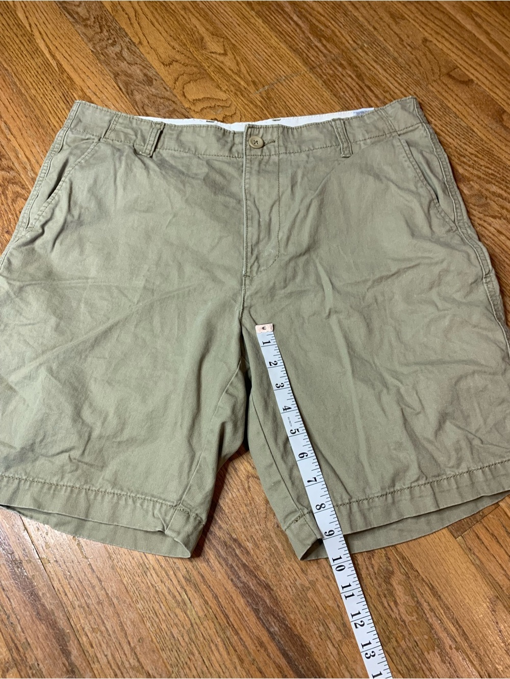 Old Navy Lived-In Straight Khaki Chino Shorts Mens Size 36 Tan - Picture 6 of 8